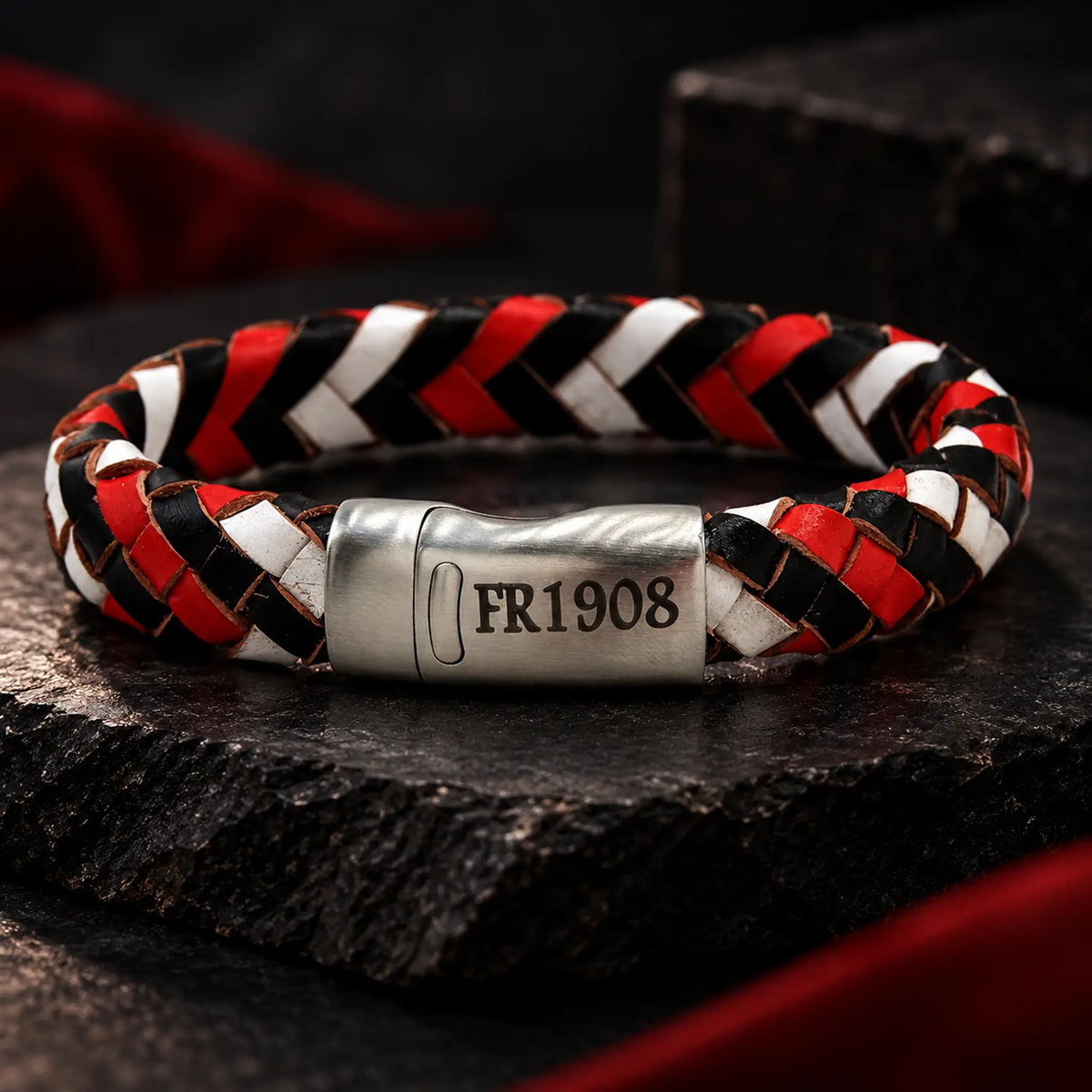 FR1908 12mm Rood-Wit-Zwart Armband