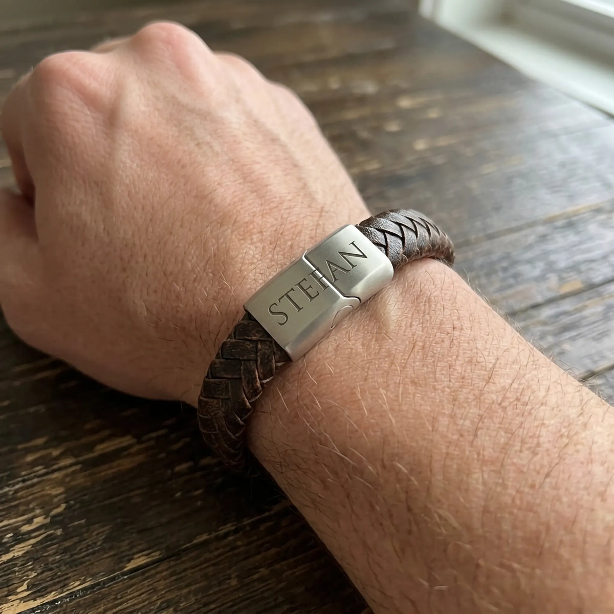 Graveer armband ovaal gevlochten Leer