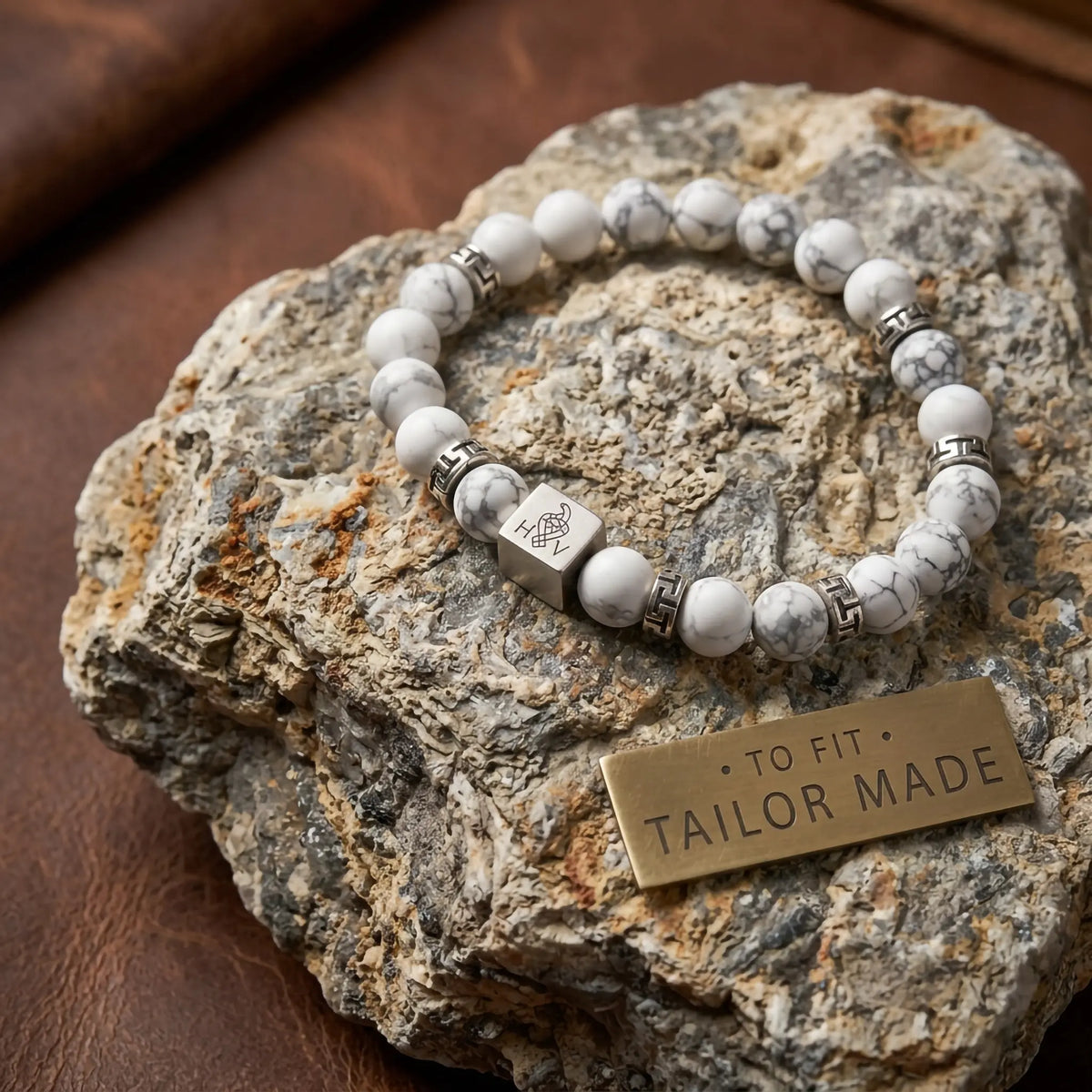 Hugo Valcke Howlite 8mm Armband