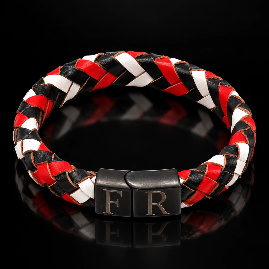 Leren armband zwart-wit-rood met RVS sluiting en FR-gravure