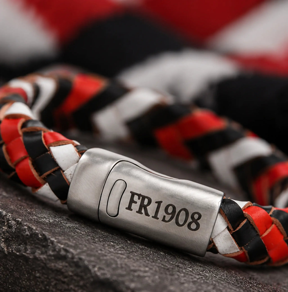 FR1908 12mm Rood-Wit-Zwart Armband